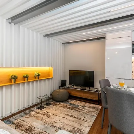 Cardal Luxury By Spoton Apartment *