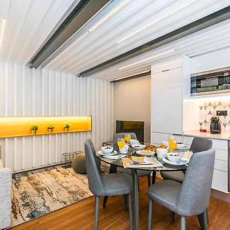 Cardal Luxury By Spoton Apartment